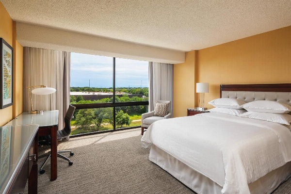 Sheraton West Des Moines Hotel image 5